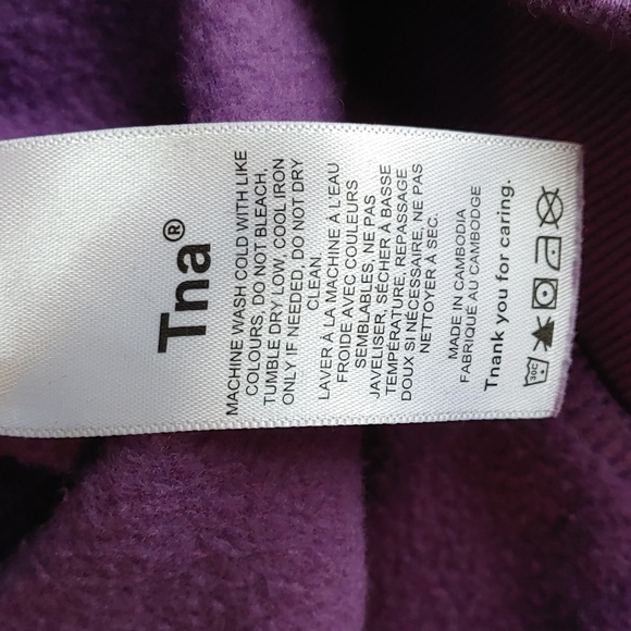 TNA COZY CROPPED 1/4 ZIP PURPLE SWEATSHIRT - Picture 9 of 13